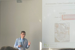 Henrik Bettin holding a presentation