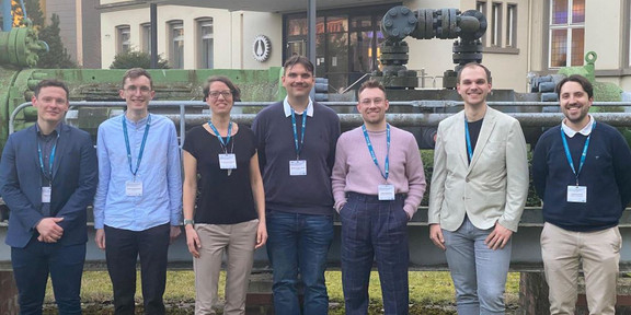 Group photo of APT Kristalization team in front od Dechema building Frankfurt